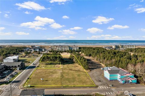 Photo of 300 W Sid Snyder Drive, Long Beach, WA 98631 (MLS # 2397173)