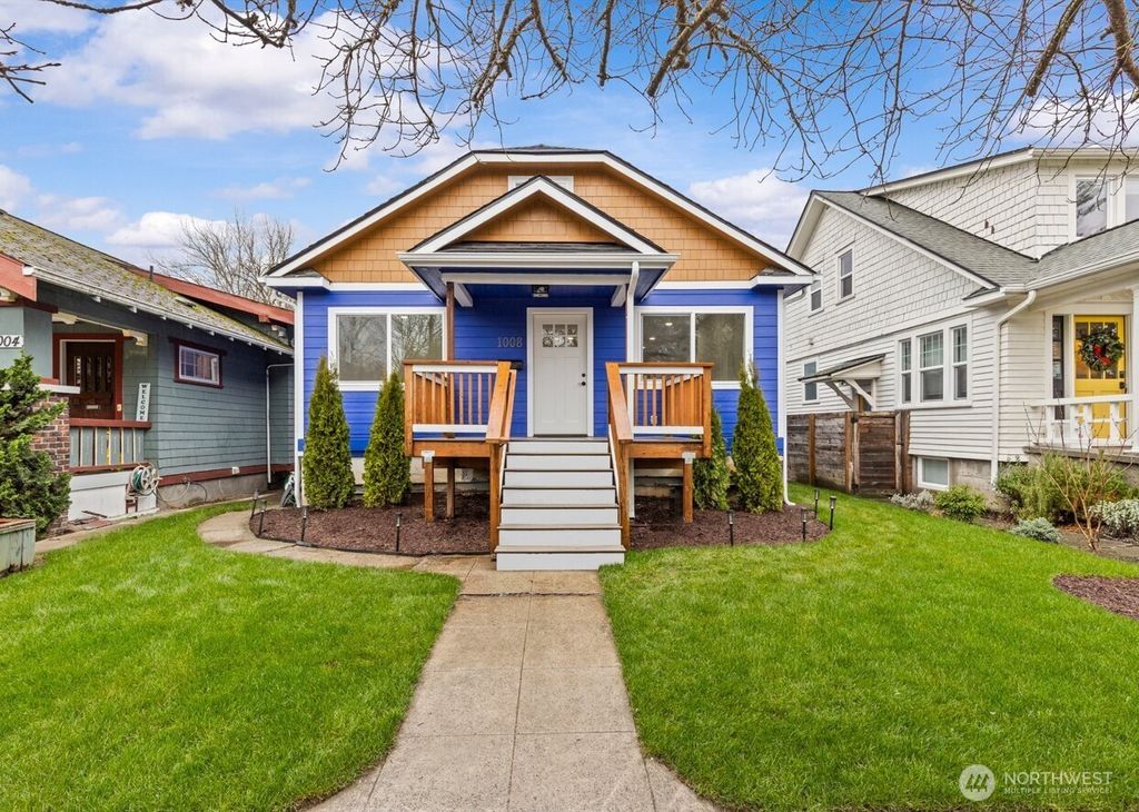 Photo of 1008 N Steele Street, Tacoma, WA 98406 (MLS # 2509248)