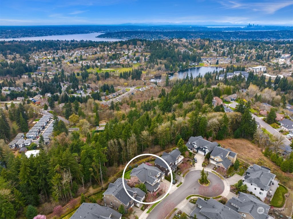Photo of 13919 SE 81st Place, Newcastle, WA 98059 (MLS # 2211963)