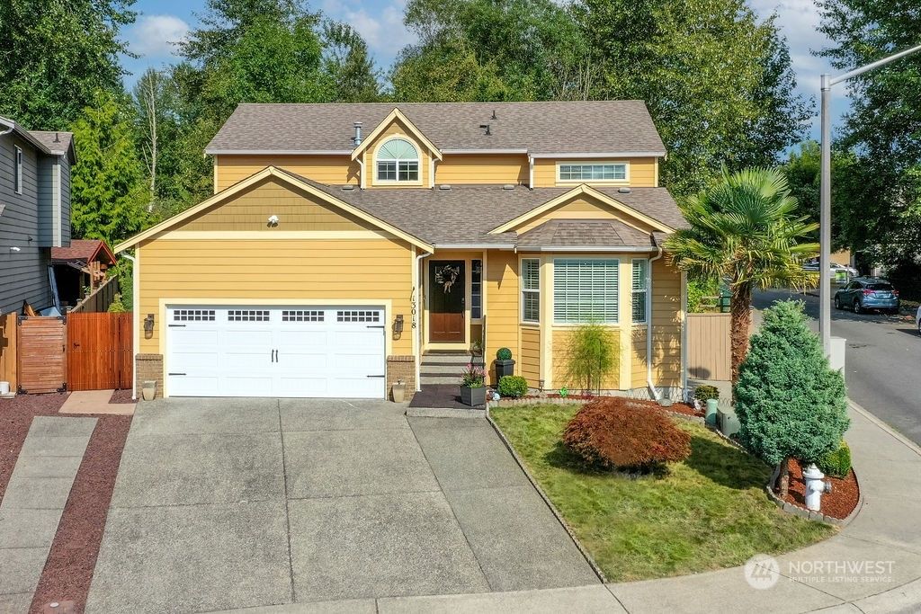 Photo of 13018 SE 266th Place, Kent, WA 98030 (MLS # 2276941)