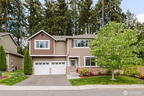 Photo of 3677 SE Chesterton Drive, Port Orchard, WA 98366 (MLS # 2524620)