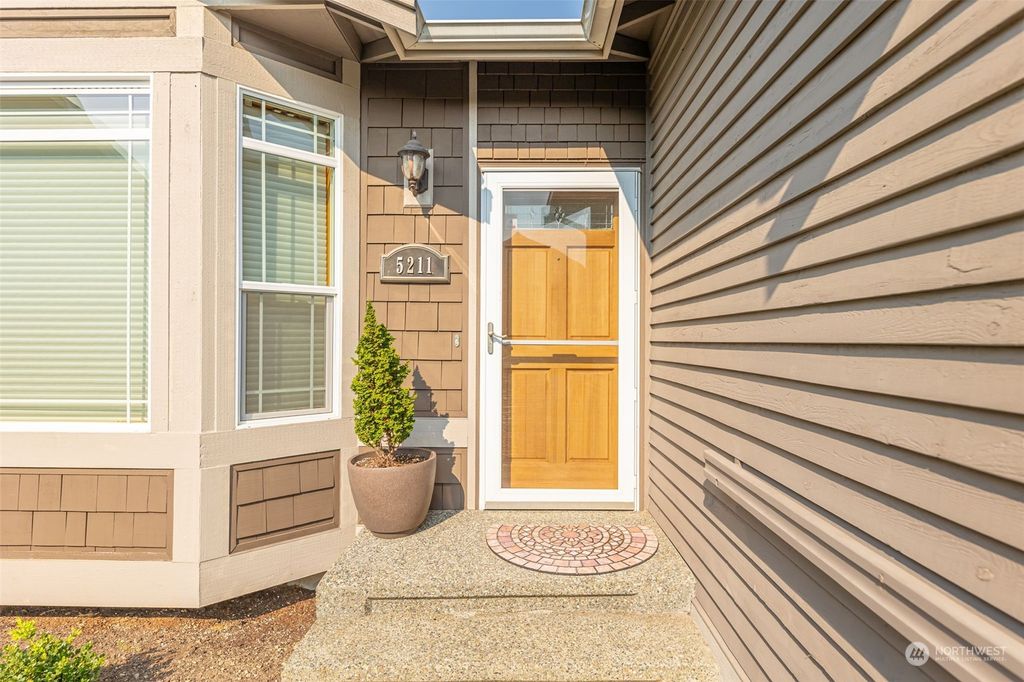 Photo of 5211 115th Street SE, Everett, WA 98208 (MLS # 2018657)