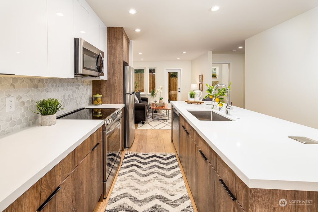 Photo of 13006 Sunnyside Avenue N, Seattle, WA 98133 (MLS # 2160949)