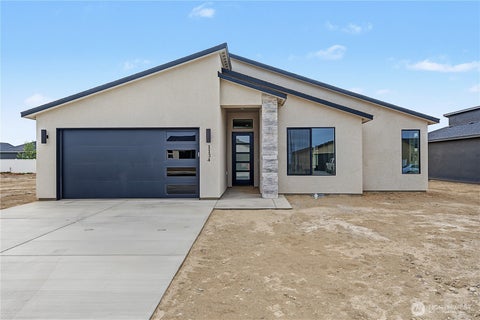 Photo of 1134 E Mt Hood Street, Othello, WA 99344 (MLS # 2481102)