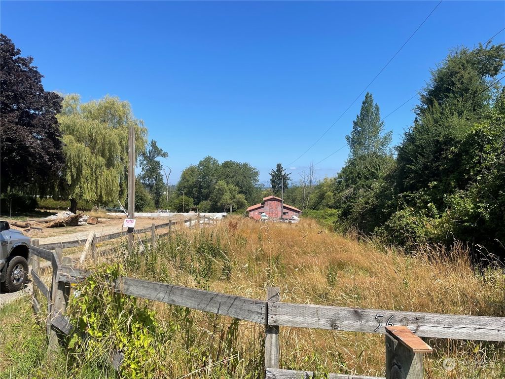 Photo of 5633 64 Street E, Snohomish, WA 98290 (MLS # 2144973)