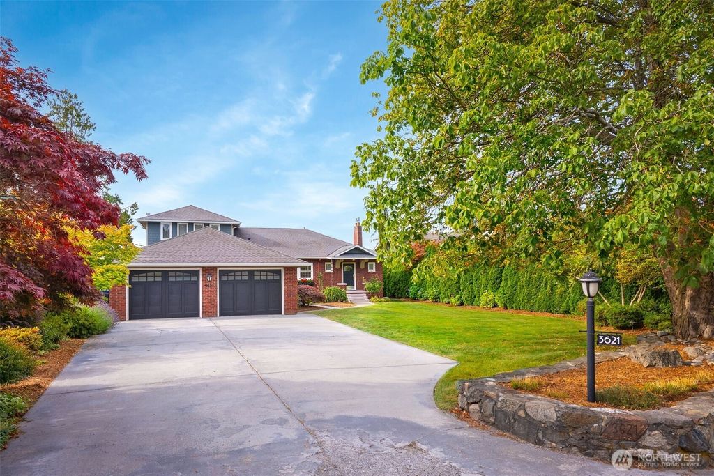 Photo of 3621 Shore Avenue, Everett, WA 98203 (MLS # 2414850)