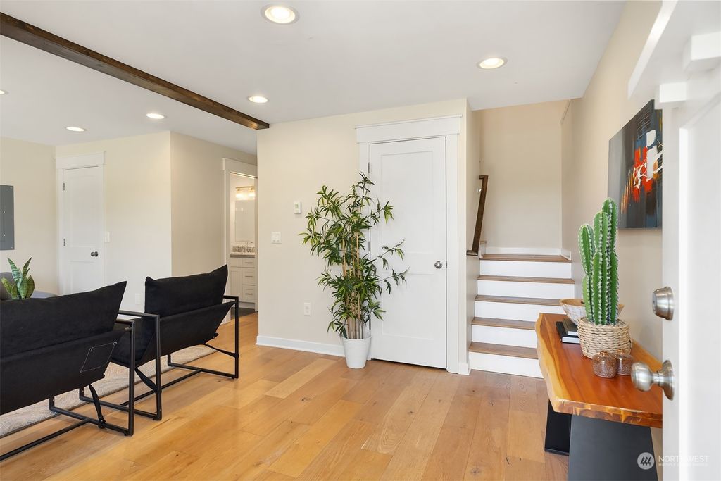 Photo of 4726 23rd Avenue SW, Seattle, WA 98106 (MLS # 2267526)