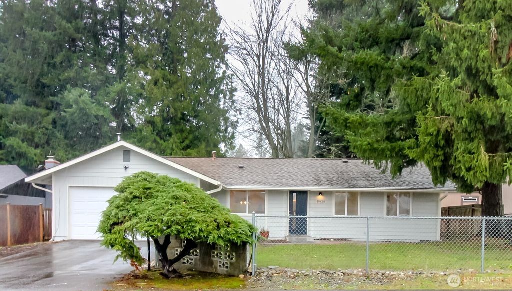 Photo of 19659 122nd Place SE, Kent, WA 98031 (MLS # 2455246)
