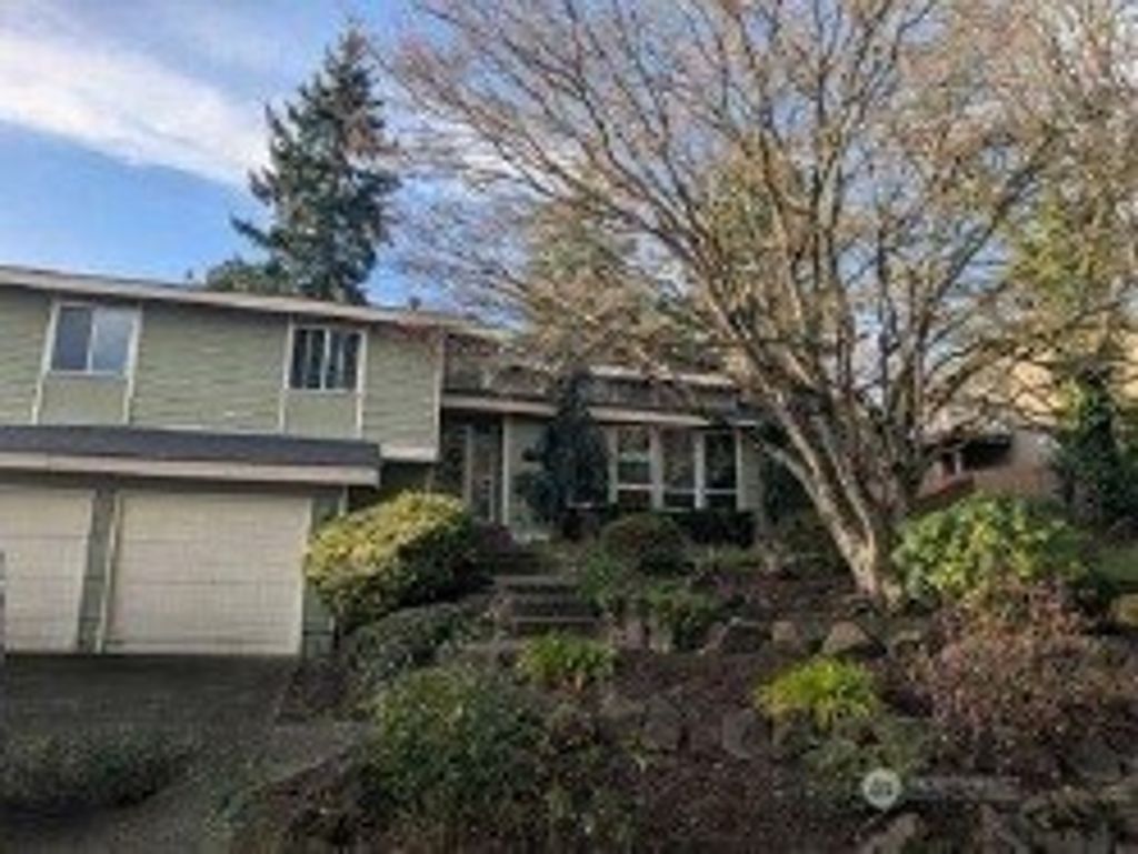 Photo of 11227 83rd Place NE, Kirkland, WA 98034 (MLS # 2498961)