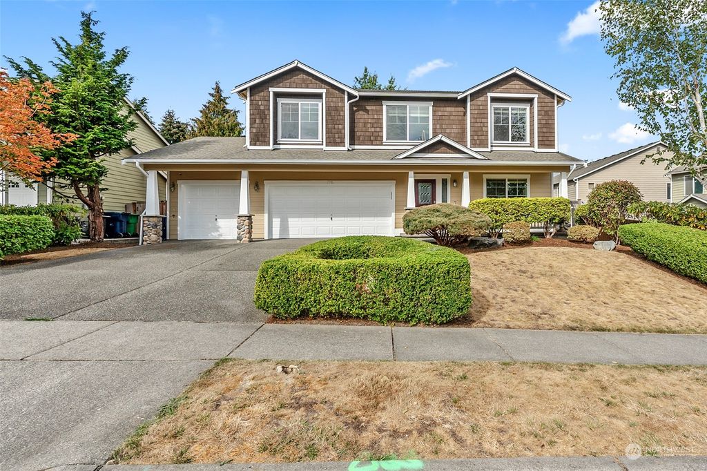 Photo of 7301 35th Place NE, Marysville, WA 98270 (MLS # 1999803)