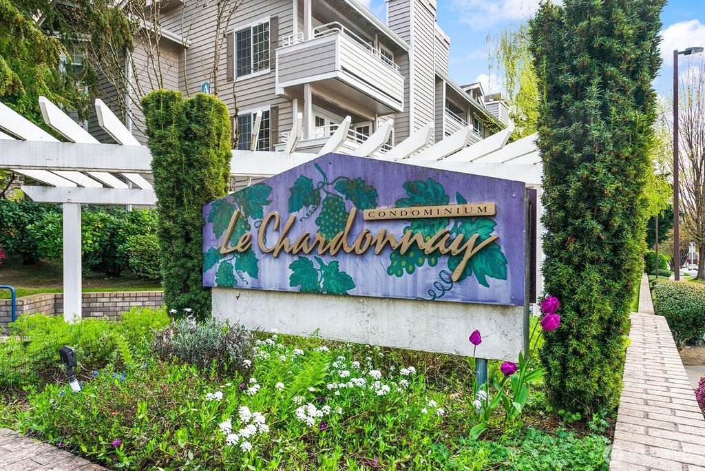 Photo of 14007 NE 181st Street #F301, Woodinville, WA 98072 (MLS # 2362891)