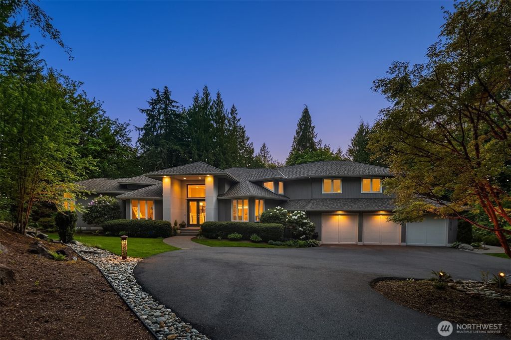 Photo of 16915 226th Avenue NE, Woodinville, WA 98077 (MLS # 2521389)