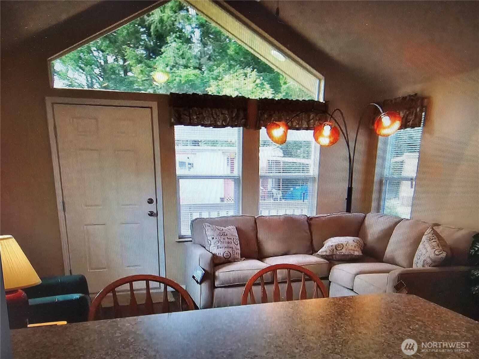 802 S Forrest Street 4