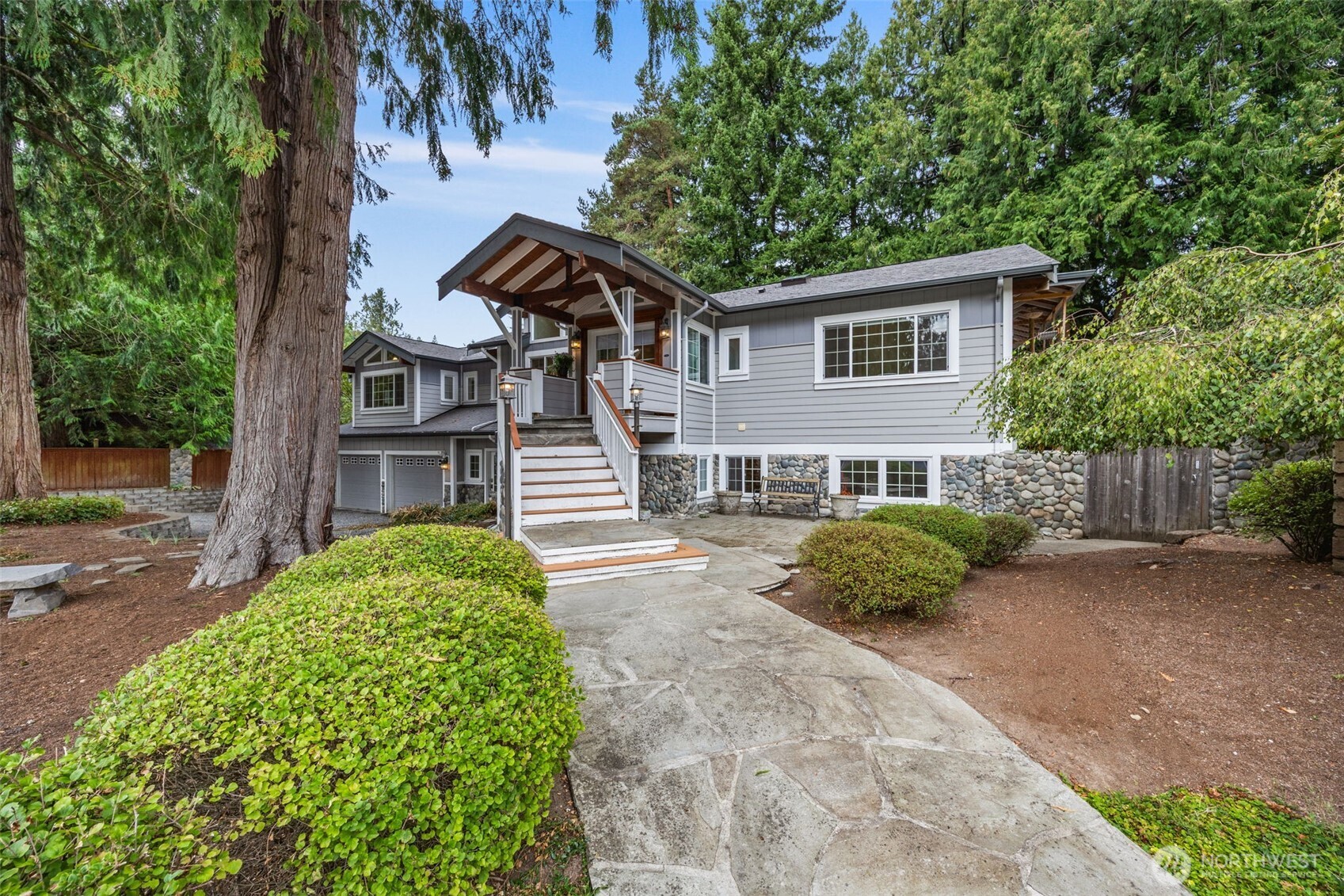 575 Mt Logan Drive SW