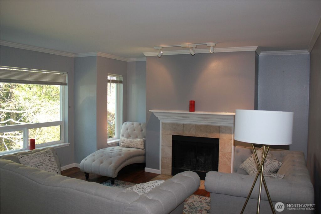 Photo of 31500 33rd Place SW #N202, Federal Way, WA 98023 (MLS # 2492185)