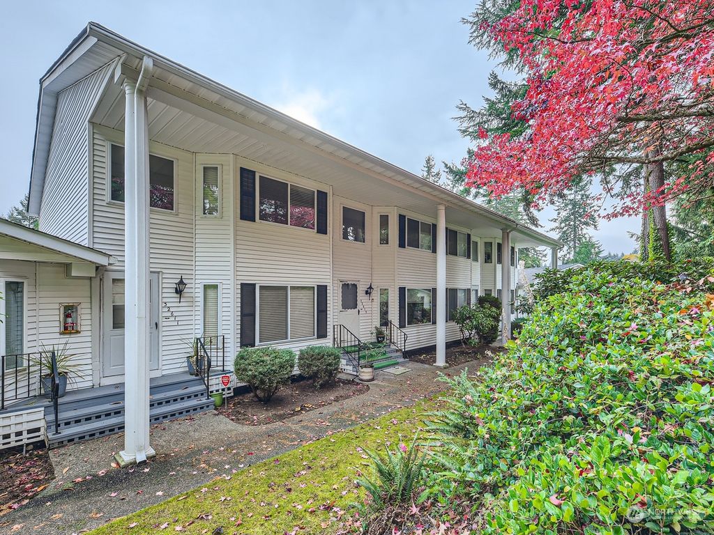 Photo of 32617 2nd Place S #215, Federal Way, WA 98003 (MLS # 2178692)