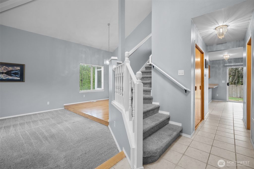 Photo of 34423 15th Circle SW, Federal Way, WA 98023 (MLS # 2434667)