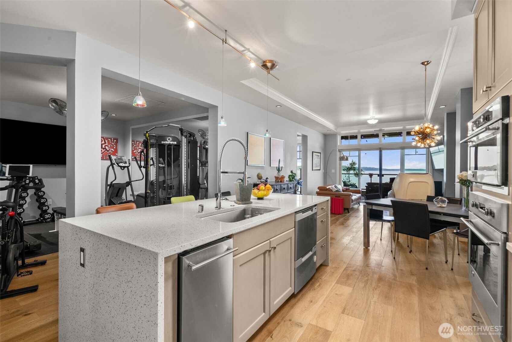 5003 Main Street 306