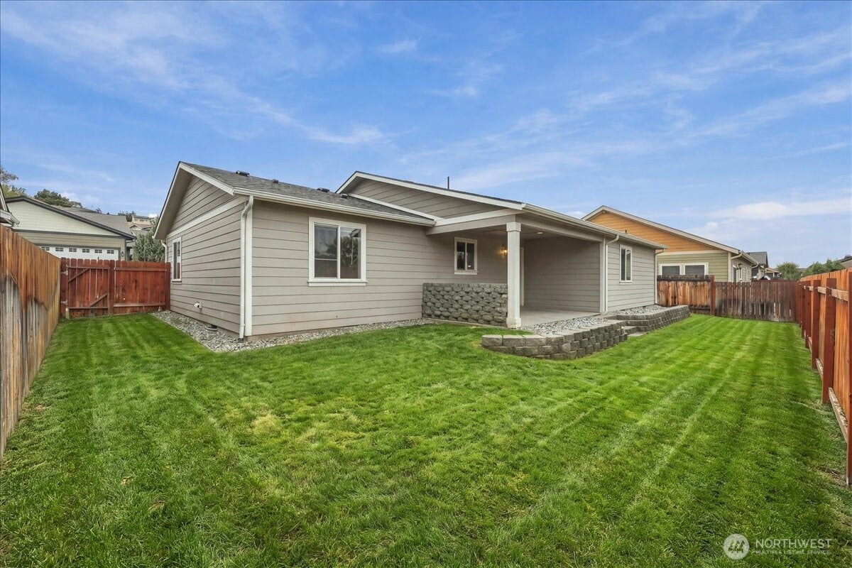 405 Ridgewood Drive