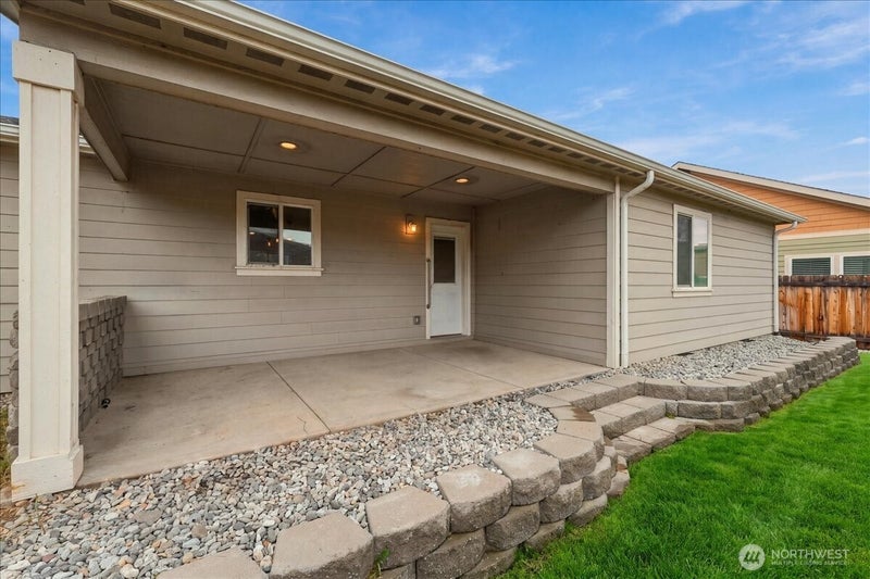405 Ridgewood Drive