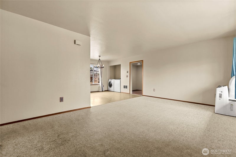 5 Sand Flat Road