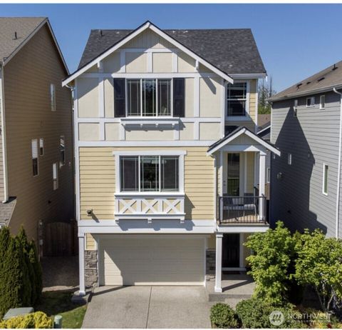 Photo of 111 210th Street SW, Lynnwood, WA 98036 (MLS # 2519997)