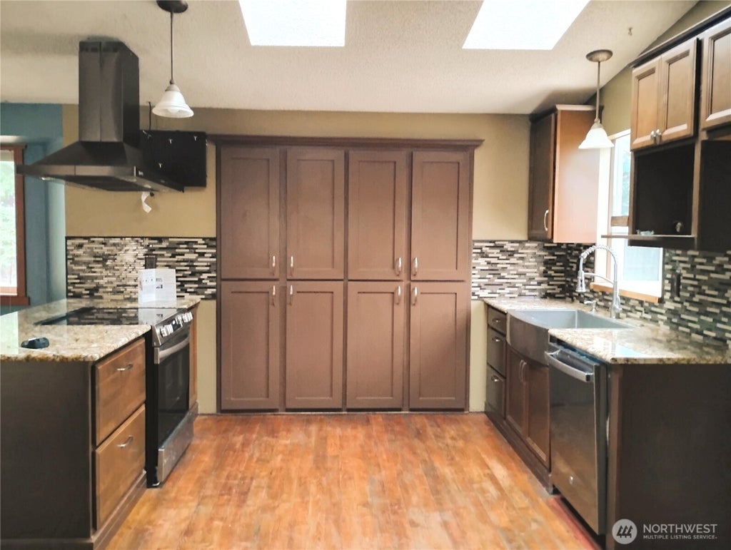 Photo of 15103 Westmore Drive E, Puyallup, WA 98374 (MLS # 2577441)