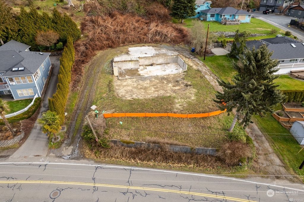 Photo of 431 S LAKE STEVENS Road, Lake Stevens, WA 98258 (MLS # 2200517)