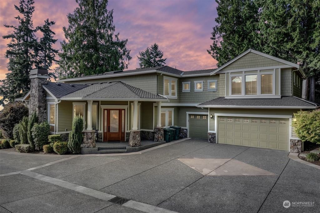 Photo of 803 9th Avenue S, Edmonds, WA 98020 (MLS # 2294319)