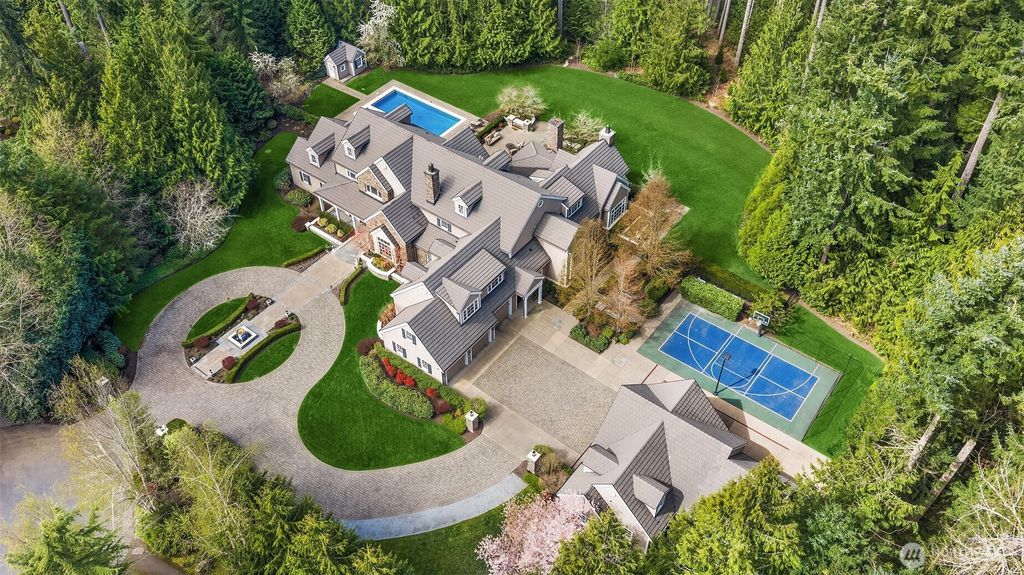 Photo of 2045 250th Place NE, Sammamish, WA 98074 (MLS # 2503396)