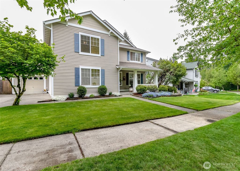 Photo of 1502 Jensen Avenue, Dupont, WA 98327 (MLS # 2527138)