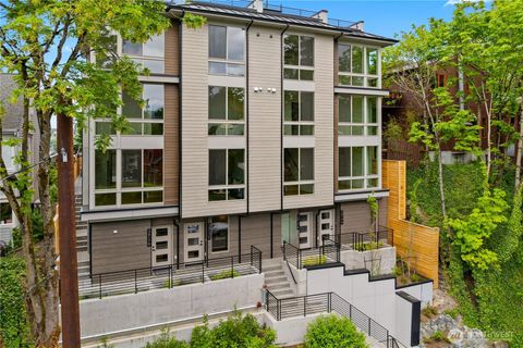 Photo of 3817 C Fremont Avenue N, Seattle, WA 98103 (MLS # 2524383)
