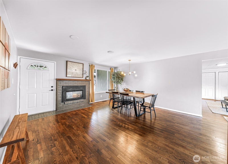612 S 188th Street
