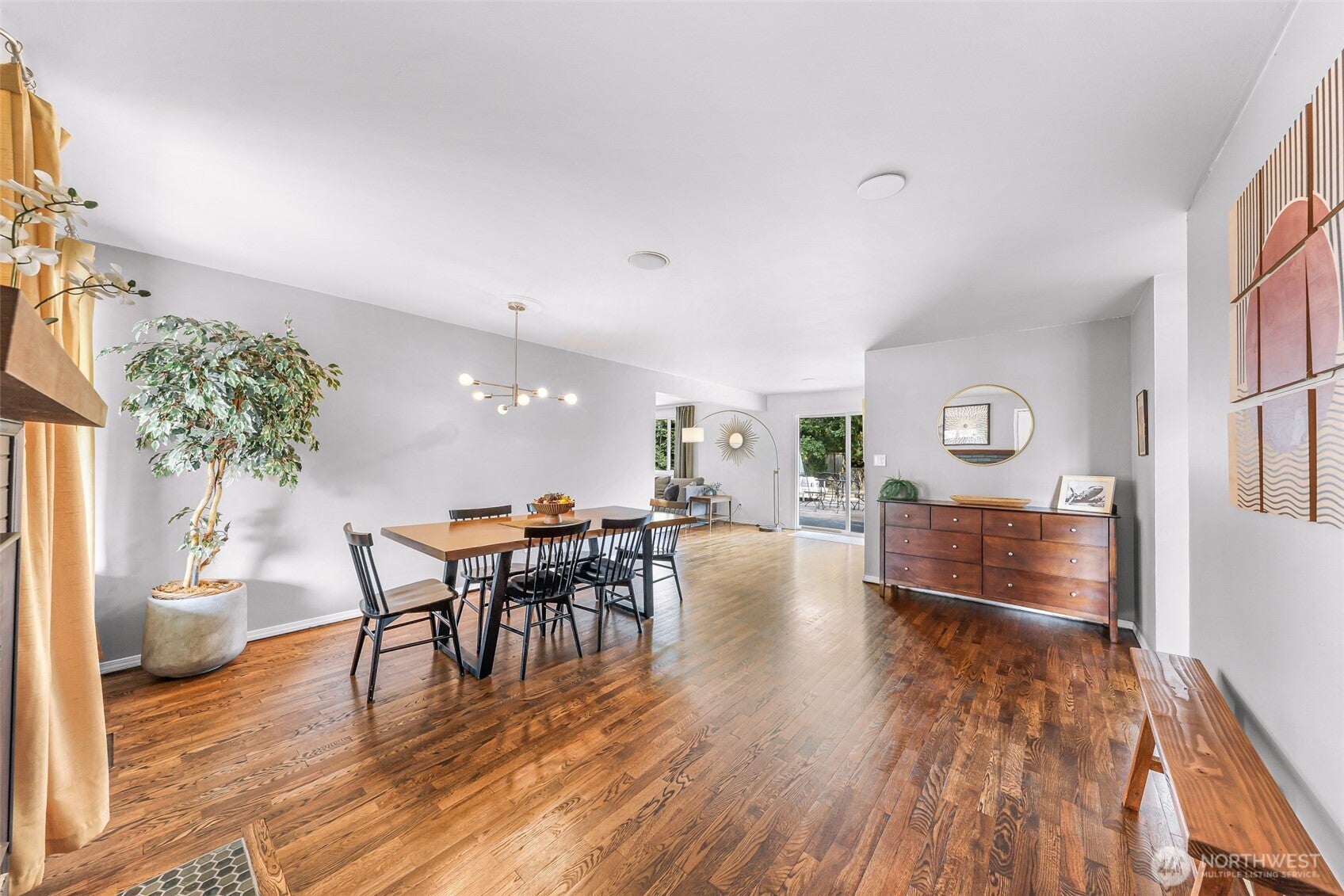 612 S 188th Street