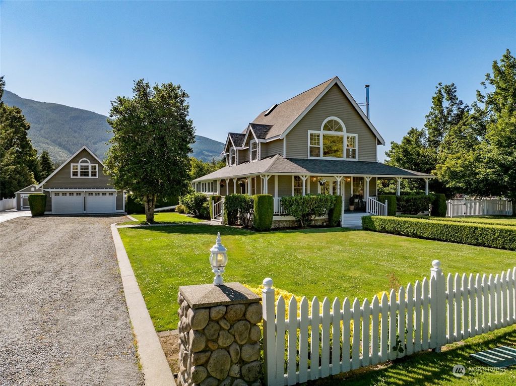 Photo of 13615 424th Avenue SE, North Bend, WA 98045 (MLS # 2266884)
