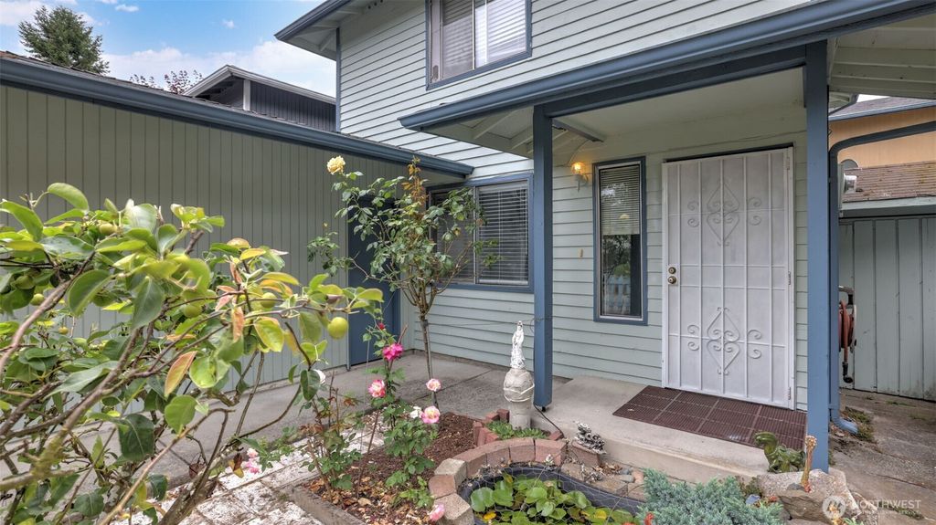 Photo of 9130 11th Place W, Everett, WA 98204 (MLS # 2453706)