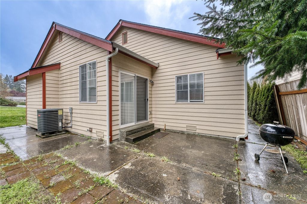 Photo of 7064 Engine Lane NE, Bremerton, WA 98311 (MLS # 2428553)