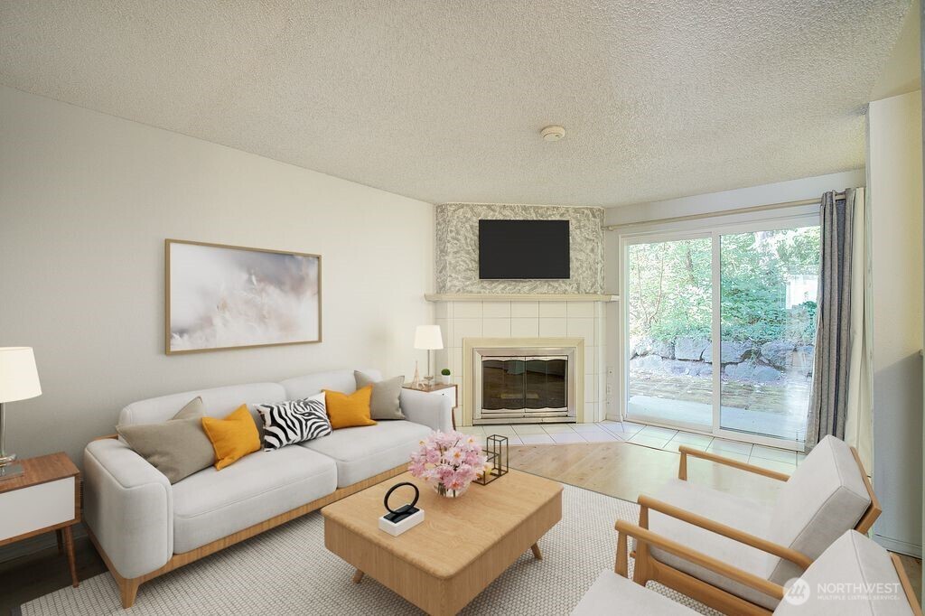 421 S 321 Place C4