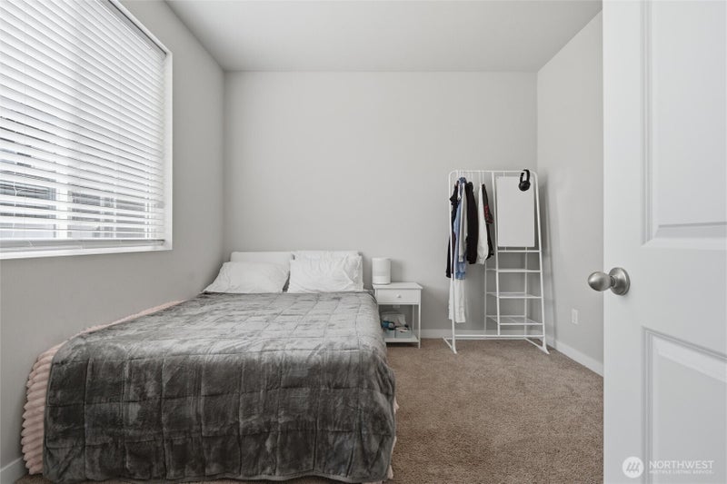 9237 Mint Loop NW