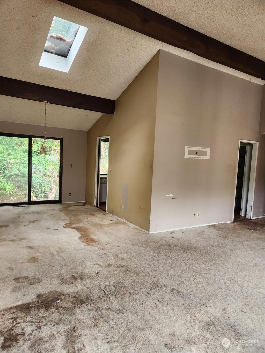 Photo of 28945 12th Avenue S, Federal Way, WA 98003 (MLS # 2272010)