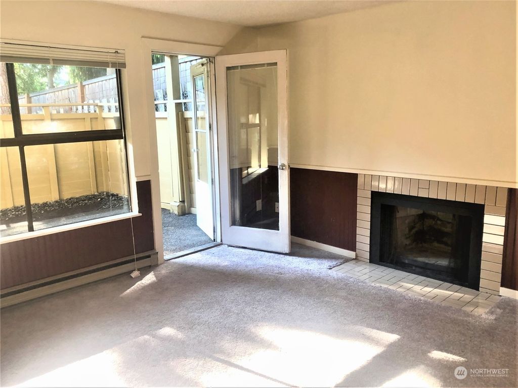 Photo of 2534 S 317th Street #103, Federal Way, WA 98003 (MLS # 2032751)