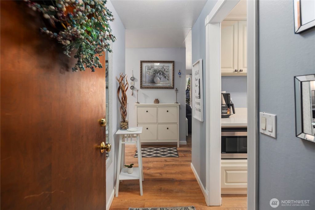 Photo of 11008 NE 68th St St #728, Kirkland, WA 98033 (MLS # 2530566)