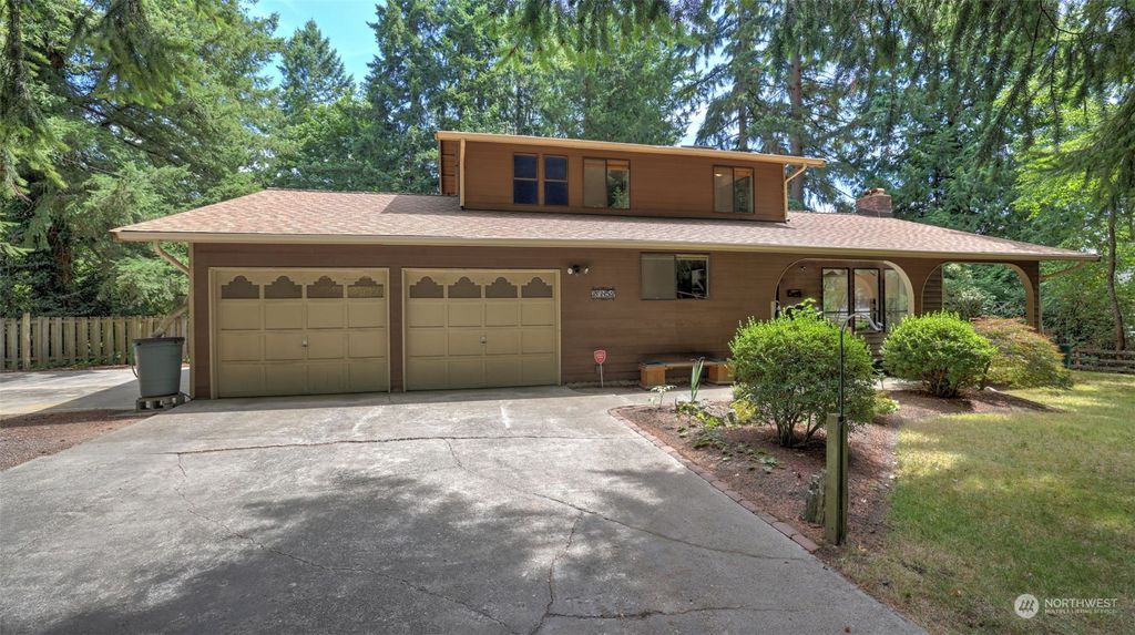 Photo of 20852 132nd Avenue SE, Kent, WA 98042 (MLS # 2148017)