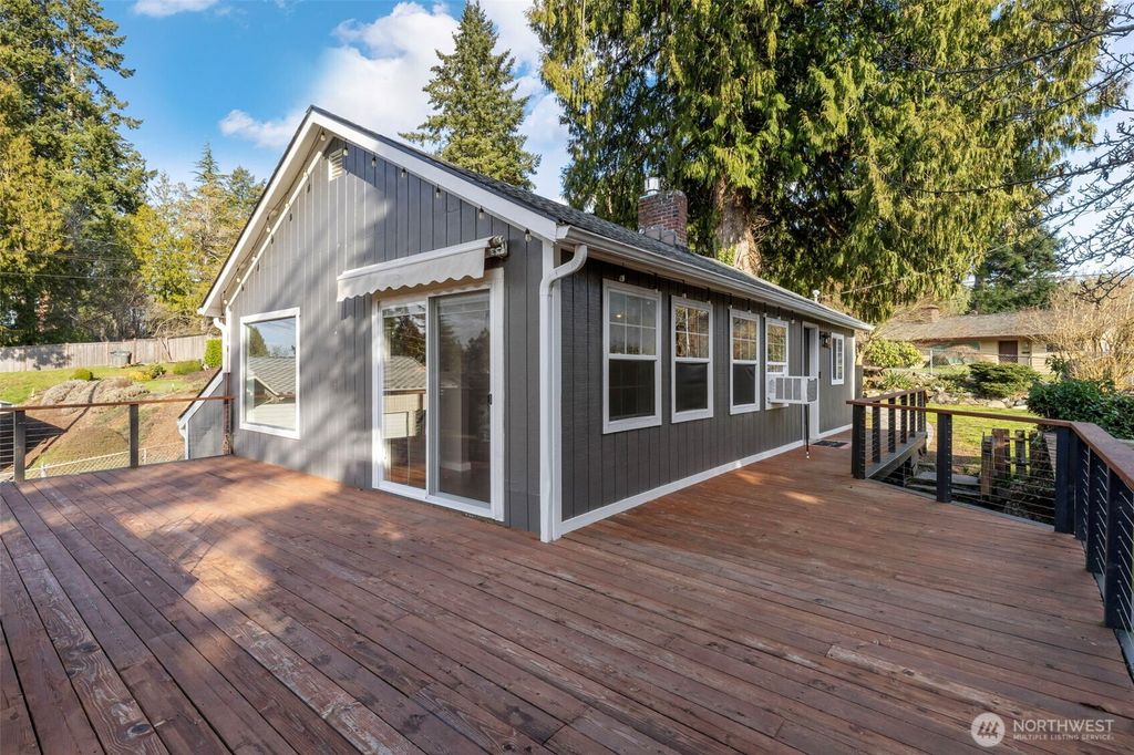 Photo of 1819 S Marine Drive, Bremerton, WA 98312 (MLS # 2475309)