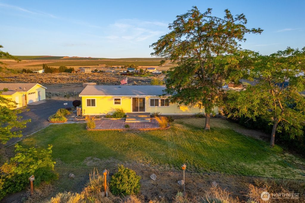 Photo of 5486 Road 8.3 SE, Othello, WA 99344 (MLS # 2549013)