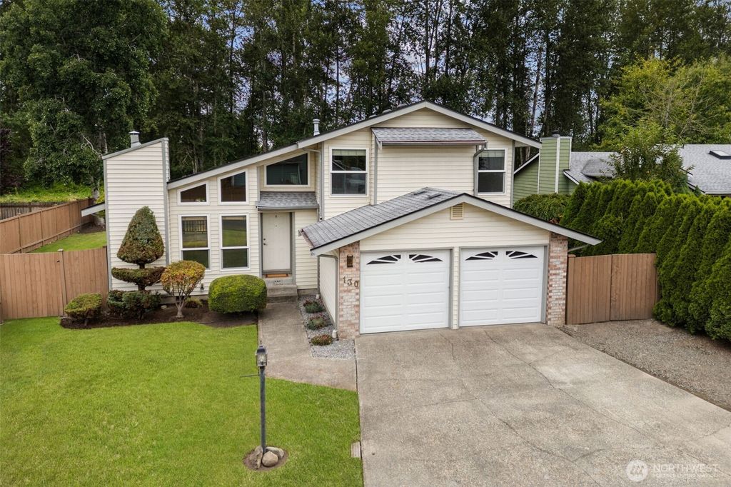 Photo of 130 6th Avenue SW, Pacific, WA 98047 (MLS # 2416936)