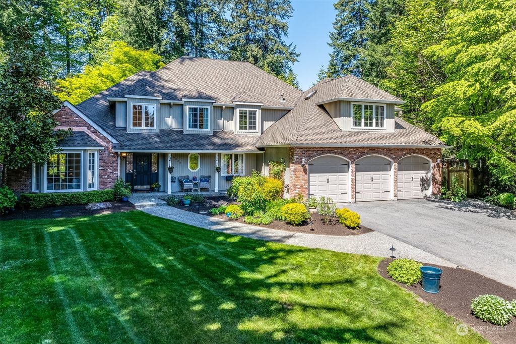 Photo of 14320 173rd Place NE, Redmond, WA 98052 (MLS # 2233922)