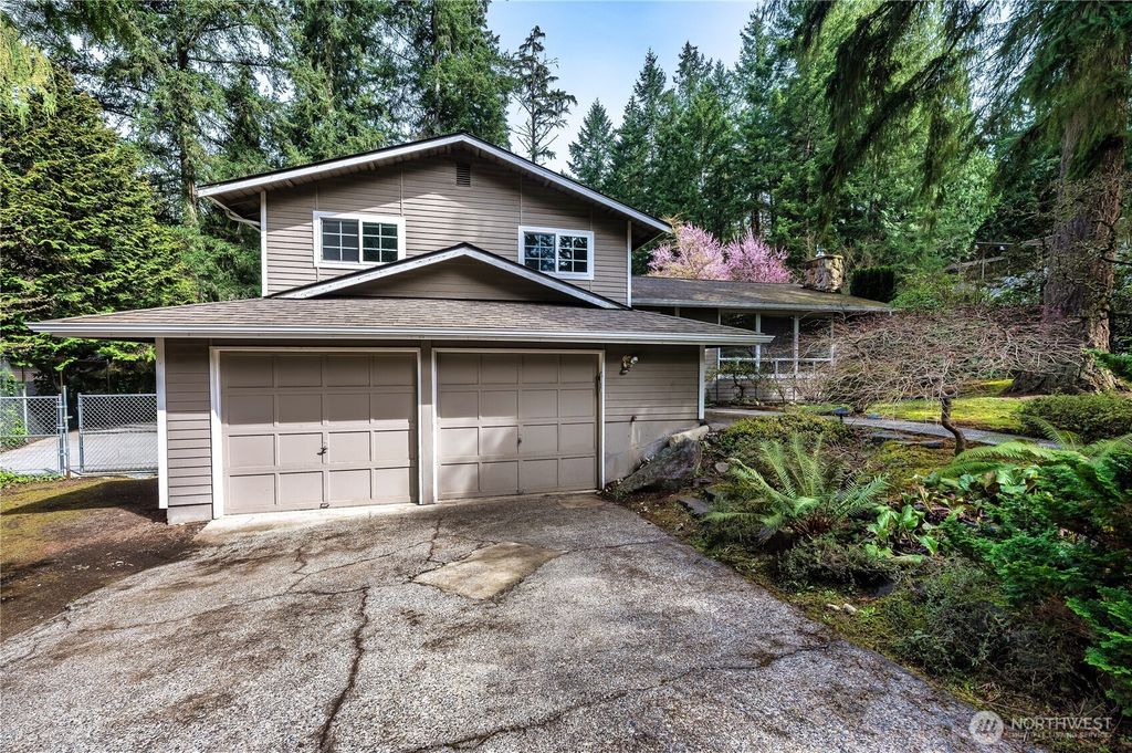 Photo of 20416 14th Avenue W, Lynnwood, WA 98036 (MLS # 2354213)