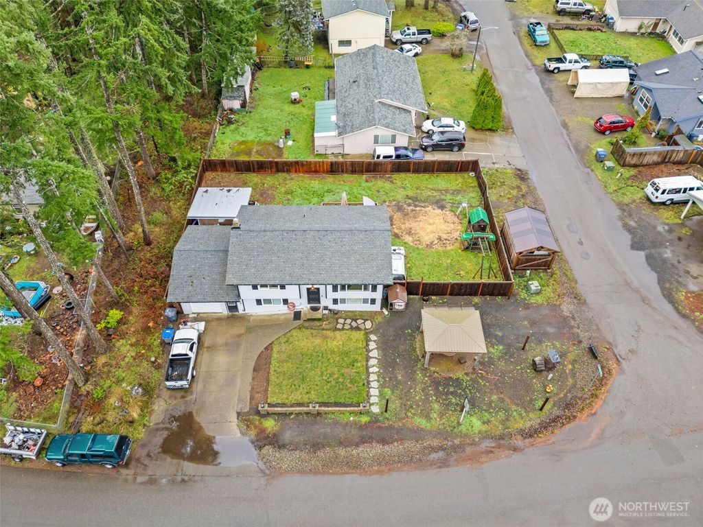 Photo of 50 E Fir Drive, Shelton, WA 98584 (MLS # 2462858)