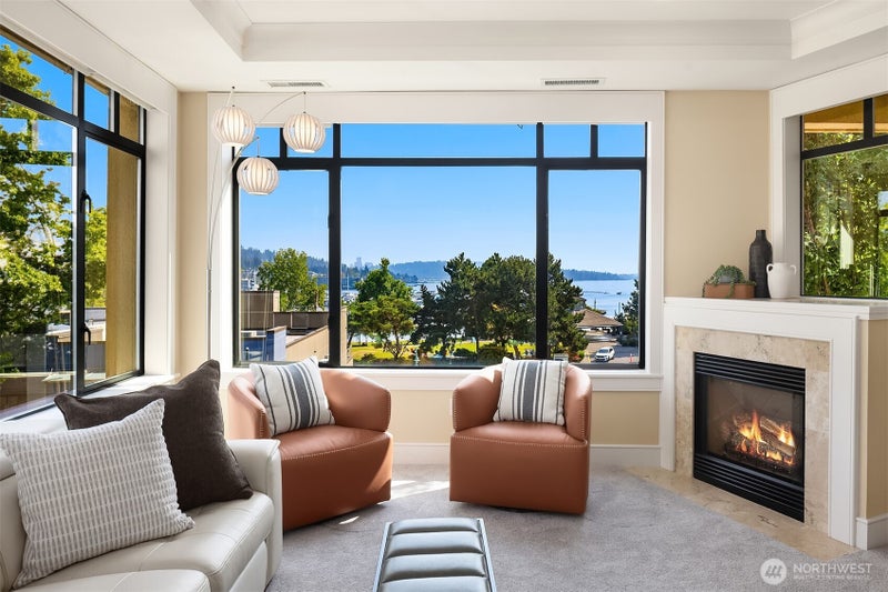 210 Market Street 304